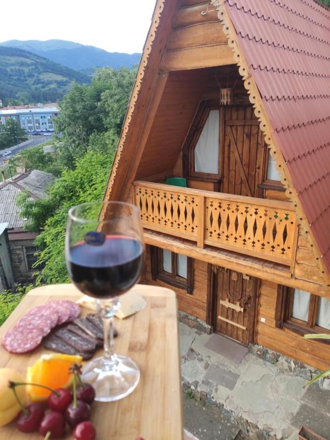 Hotel Old Dili Dilijan Exterior foto
