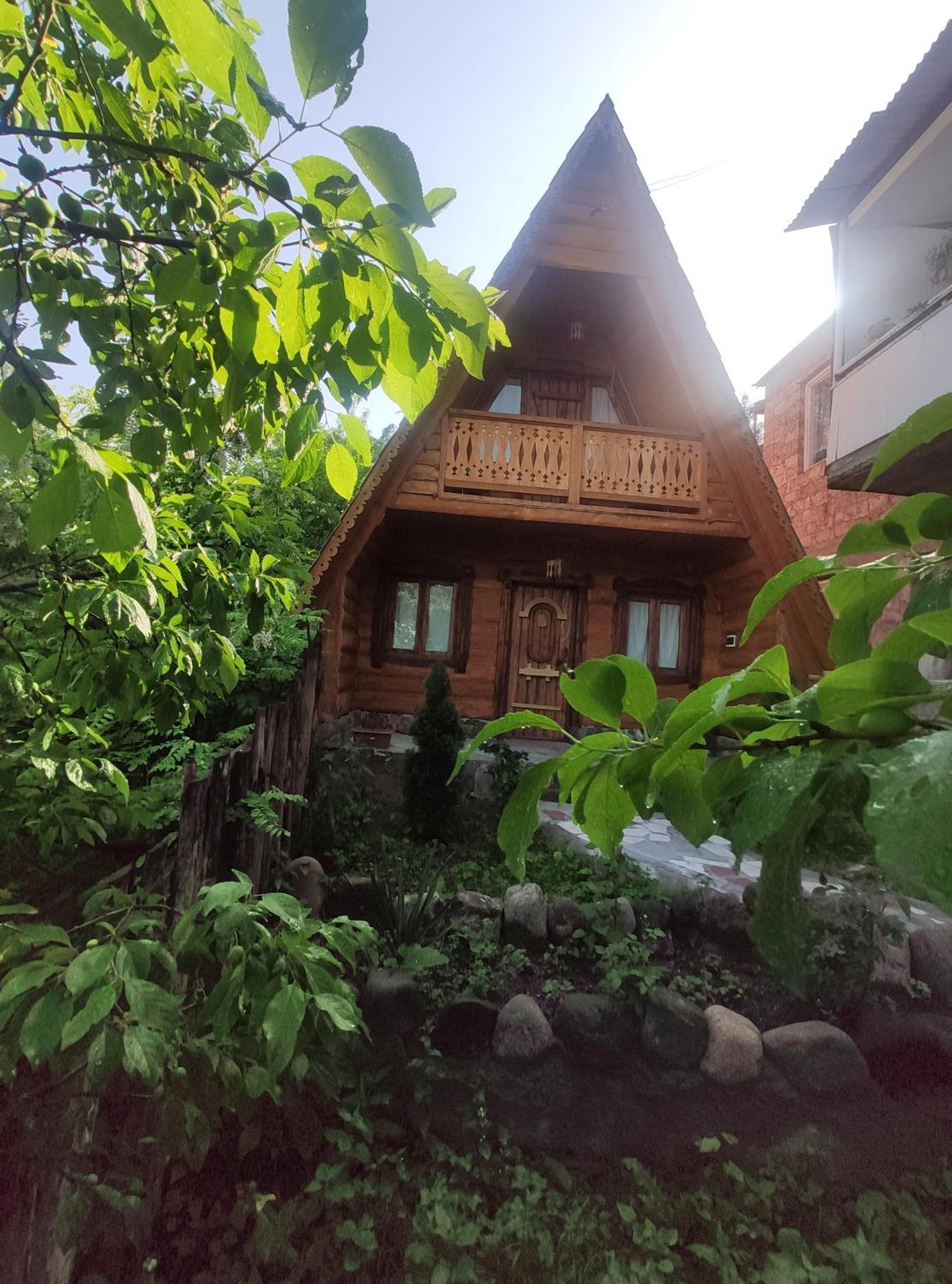 Hotel Old Dili Dilijan Habitación foto