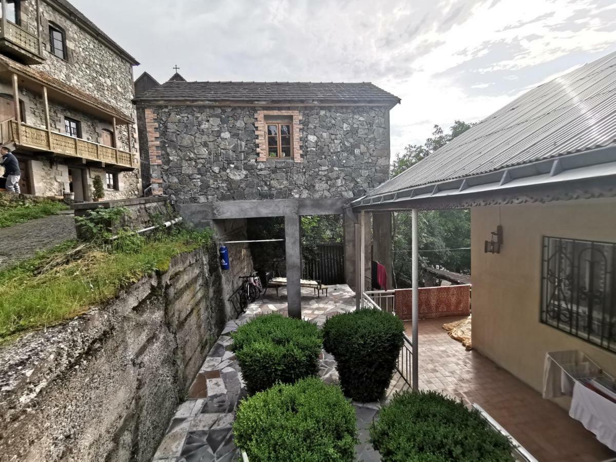 Hotel Old Dili Dilijan Exterior foto